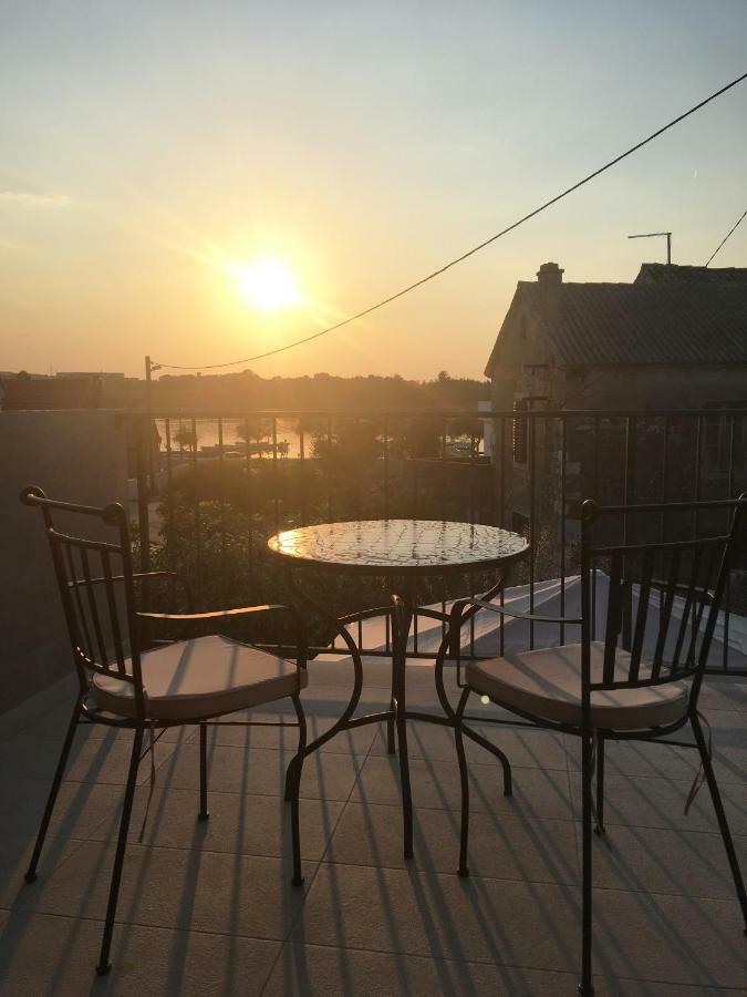 Summer House Mulac Nin Bagian luar foto